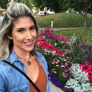 Meet your Posher, Lydia